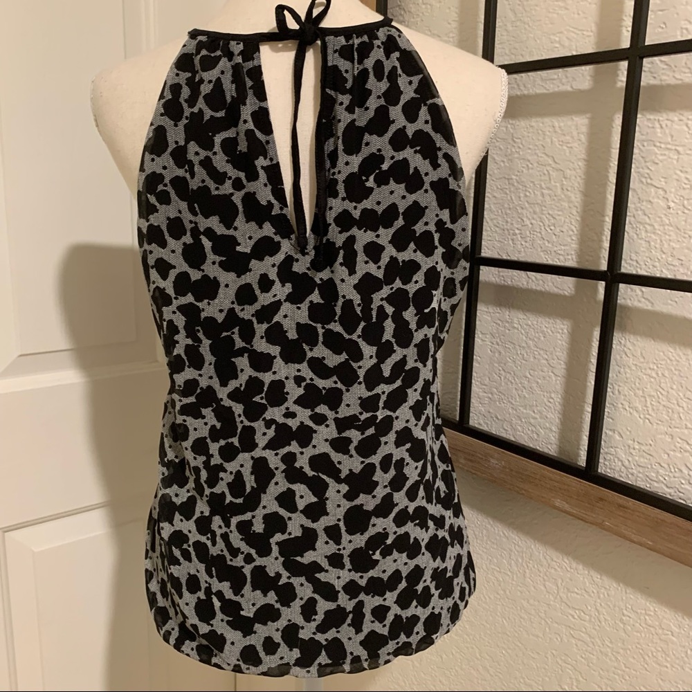 Express sleeveless patterned top size small - Picture 7 of 8